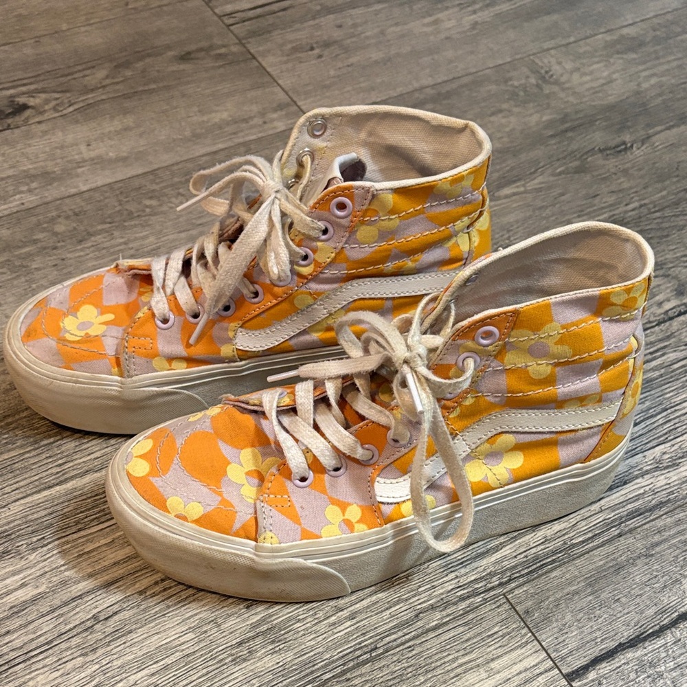 Women’s Vans Floral High-Top Sneakers